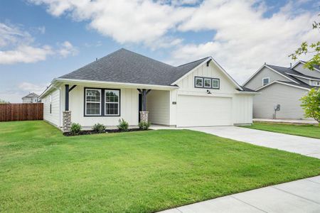 New construction Single-Family house 603 Kyle Drive, Tioga, TX 76271 - photo 2 2