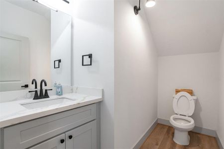 New construction Single-Family house 9913 Dipping Woods St, Houston, TX 77076 - image 13