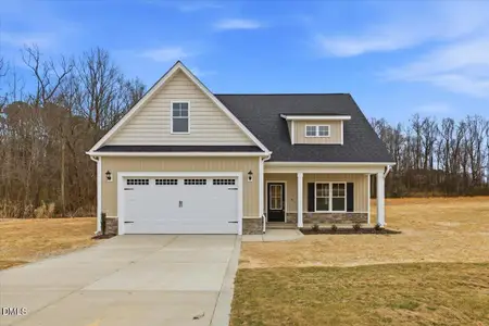 New construction Single-Family house 408 Creeks Edge Dr, Pikeville, NC 27863 - image