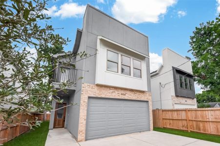 New construction Single-Family house 90 Burress St, Unit A, Houston, TX 77022 - image