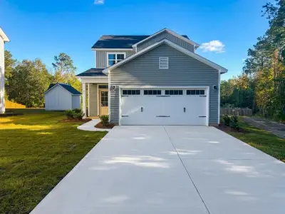 New construction Single-Family house 31 W Kiln Rd, Hampstead, NC 28443 plan Largo - image 1