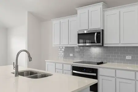 New construction Single-Family house 2613 River Bank Dr, Burleson, TX 76028 plan Cromwell II - image 7