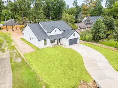New construction Single-Family house 315 Autumn Oak St, New Caney, TX 77357 - image