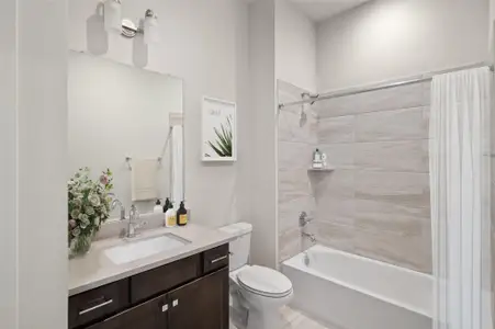 New construction Single-Family house 7902 Hopewell Ln, Houston, TX 77071 - image 7