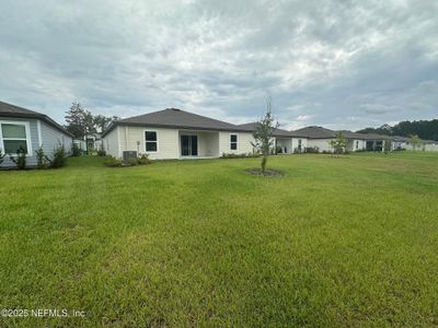 New construction Single-Family house 37397 Whisper Wy, Hilliard, FL 32046 - image 19