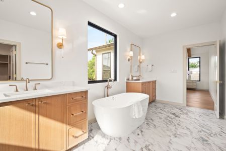 New construction Single-Family house 1411 Ebony Ln, Houston, TX 77018 plan The Emerson - image 11