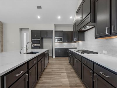 New construction Single-Family house 8127 Sunny Ridge Dr, Fulshear, TX 77441 plan Brentwood - image 3