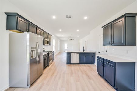 New construction Single-Family house 12975 Daniel Springs Ln, Magnolia, TX 77354 plan Rutherford III T - image 8