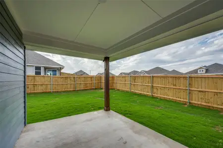 Sanger Circle by Ultra Homes in Sanger - image 3