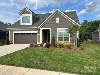 New construction Single-Family house 1330 Millview Ln, Matthews, NC 28104 - image
