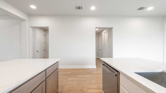 New construction Single-Family house 2819 Standing Cypress St, Forney, TX 75126 plan 1950W - image 11