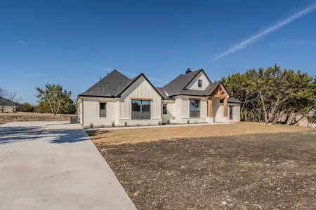 New construction Single-Family house 7805 Kenleigh Ln, Rio Vista, TX 76093 - image