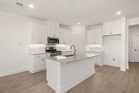 New construction Single-Family house 3848 Keya Dr, Prosper, TX 75078 plan Camille II Modern - image 6