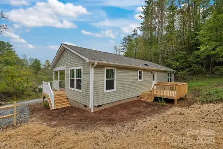 New construction Single-Family house 237 Hickory Nut Ridge Rd, Unit 10, Burnsville, NC 28714 - image