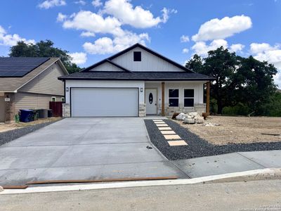 New construction Single-Family house 615 Kenswick Vw, San Antonio, TX 78223 - photo 0