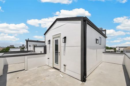 New construction Single-Family house 1105 Wilson St, Houston, TX 77019 - image 1