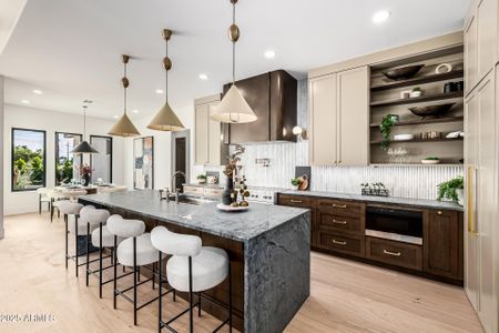 New construction Single-Family house 5739 E Calle Del Paisano, Phoenix, AZ 85018 - image 19