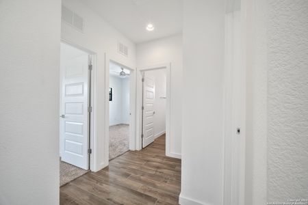 New construction Single-Family house 914 N Olive, Unit 101, San Antonio, TX 78202 null- photo 18 18
