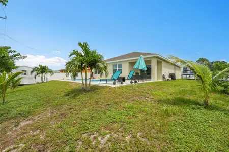 New construction Single-Family house 418 Nw Airoso Blvd, Port St. Lucie, FL 34983 - image