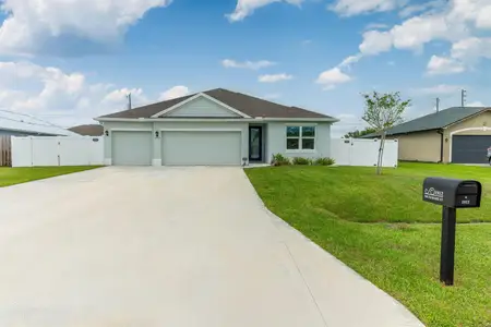 New construction Single-Family house 1912 Sw Fanfare St, Port St. Lucie, FL 34987 - image