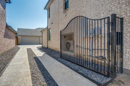 New construction Single-Family house 1821 Temple Hls, Van Alstyne, TX 75495 null- photo 29 29