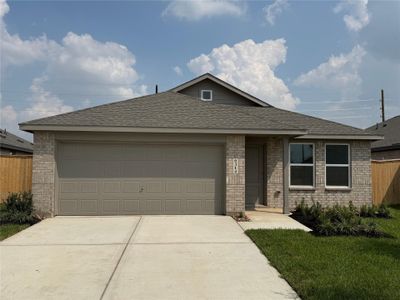 New construction Single-Family house 3611 Atlas Point Ln, Angleton, TX 77515 plan Newlin - image