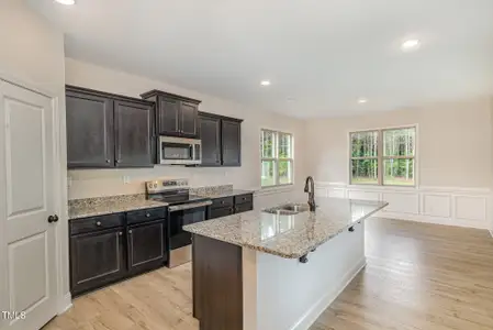 New construction Single-Family house 18 Bonnybrook Ct, Selma, NC 27576 - image 6