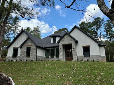 New construction Single-Family house 169 Sky Oak Ln, Huntsville, TX 77340 null- photo 0