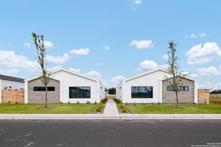 New construction Multi-Family house 2700 Mockingbird Rd, Weslaco, TX 78596 - image