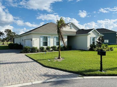 New construction Single-Family house 29904 Osprey Court, Tavares, FL 32778 - photo 0