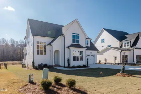 New construction Single-Family house 2321 Hilltop Bluffs Ct, Unit Lot 14, Fuquay Varina, NC 27526 - image 4