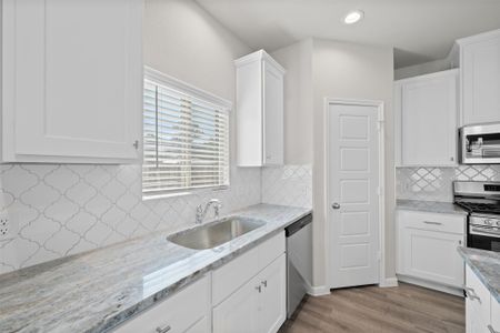 New construction Single-Family house 24709 White Libertia Ct, Houston, TX 77336 null- photo 6 6