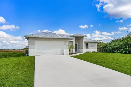 New construction Single-Family house 1207 Andover Dr, Labelle, FL 33935 - image