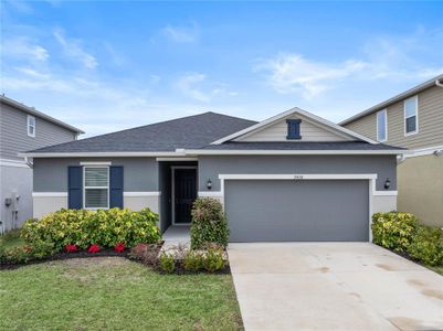 New construction Single-Family house 9474 Sanders Park Pl, Seffner, FL 33584 - photo 0