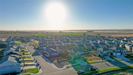 New construction Single-Family house 402 Hummingbird Ln, Johnstown, CO 80534 CHATHAM- photo 31 31