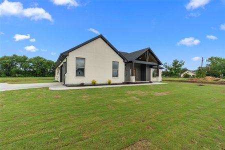 New construction Single-Family house 8529 Bronco Dr, Godley, TX 76044 - image