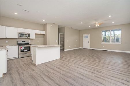 New construction Single-Family house 1690 East Parkway, Deland, FL 32724 - photo 6 6