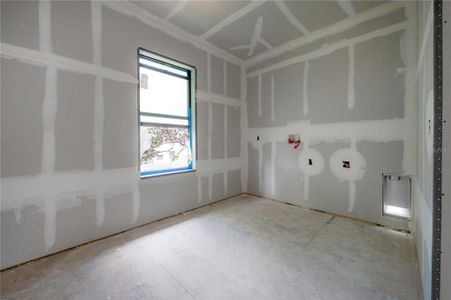 New construction Single-Family house 2301 N Ridgewood Ave, Tampa, FL 33602 null- photo 40 40