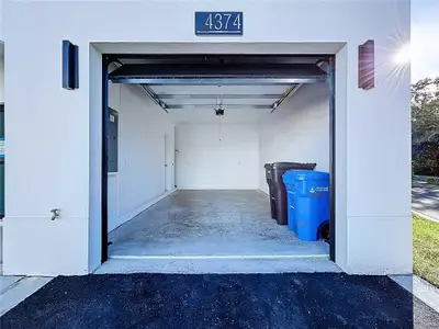 New construction Townhouse house 4364 Cambio Gardens Ct, Tampa, FL 33610 - image