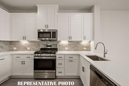 New construction Townhouse house 1841 Summer Aura, Mesquite, TX 75181 plan Julia - Modern - image 7