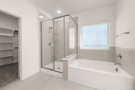 New construction Single-Family house Sealy, TX 77474 plan Ironwood II Hunters Crossing 60s - image 9