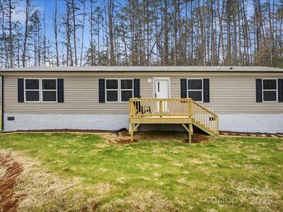 New construction Single-Family house 3160 Mariposa Ln, Morganton, NC 28655 - image