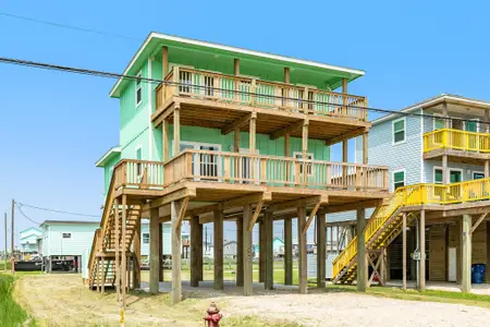 New construction Single-Family house 344 Thunder Rd, Surfside Beach, TX 77541 - image