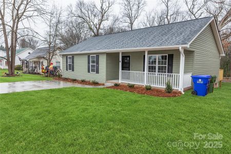New construction Single-Family house 4 Hames St, Lexington, NC 27295 - image