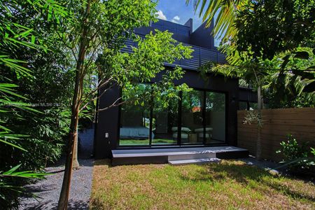 New construction Single-Family house 420 Sw 15Th Rd, Miami, FL 33129 - image