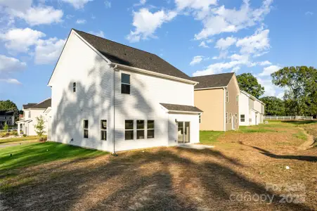 New construction Single-Family house 2039 Sadler Woods Ln, Charlotte, NC 28214 - image 4