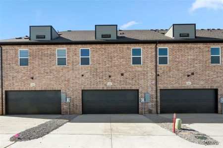 New construction Townhouse house 2404 Bulin Dr, Mansfield, TX 76063 Berkeley- photo 25 25