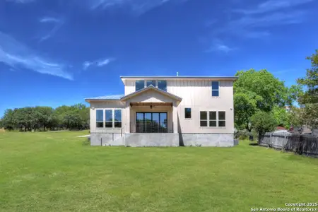 New construction Single-Family house 105 River Blf, Castroville, TX 78009 - image