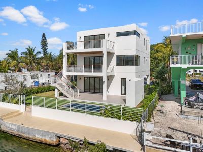 New construction Single-Family house Tavernier, FL 33070 - image