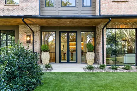 New construction Single-Family house 3944 Dalgreen Dr, Dallas, TX 75214 - image